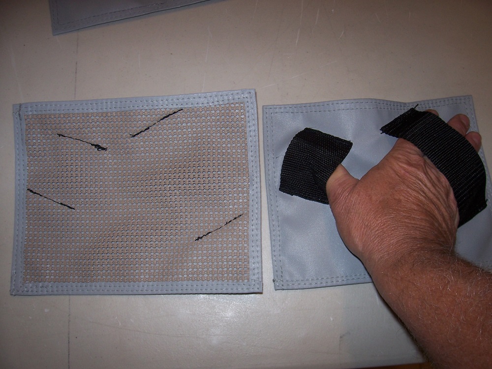 Fish Mitt Right Hand